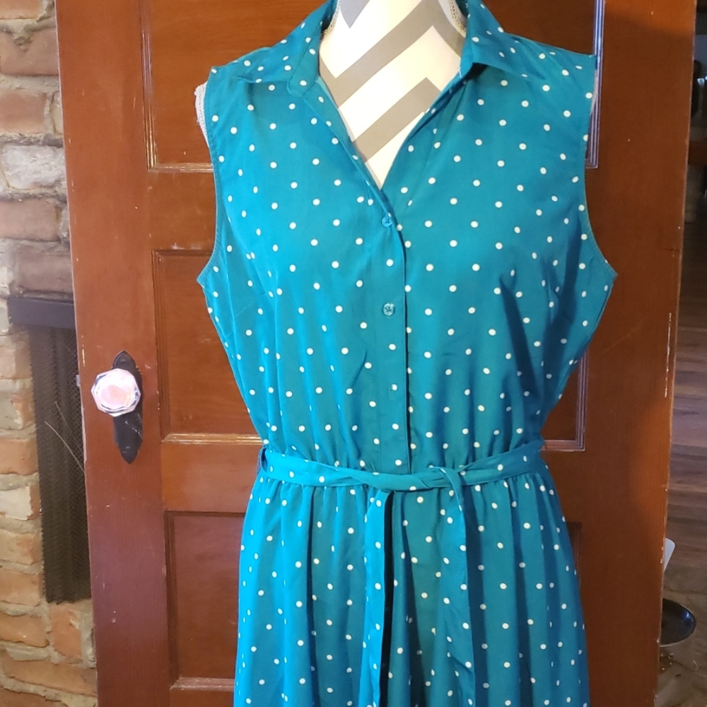 Larry Levine Polka Dot Sleeveless Belted Dress LG